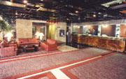 lobby.jpg (17110 bytes)