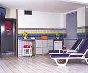 sauna.jpg (13497 bytes)