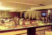 buffet.jpg (10771 bytes)