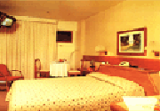 room1.gif (14857 bytes)